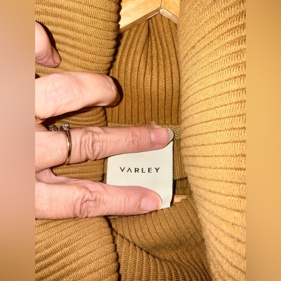 Varley Charles Sweatshirt in Antique Bronze Large - Picture 5 of 10